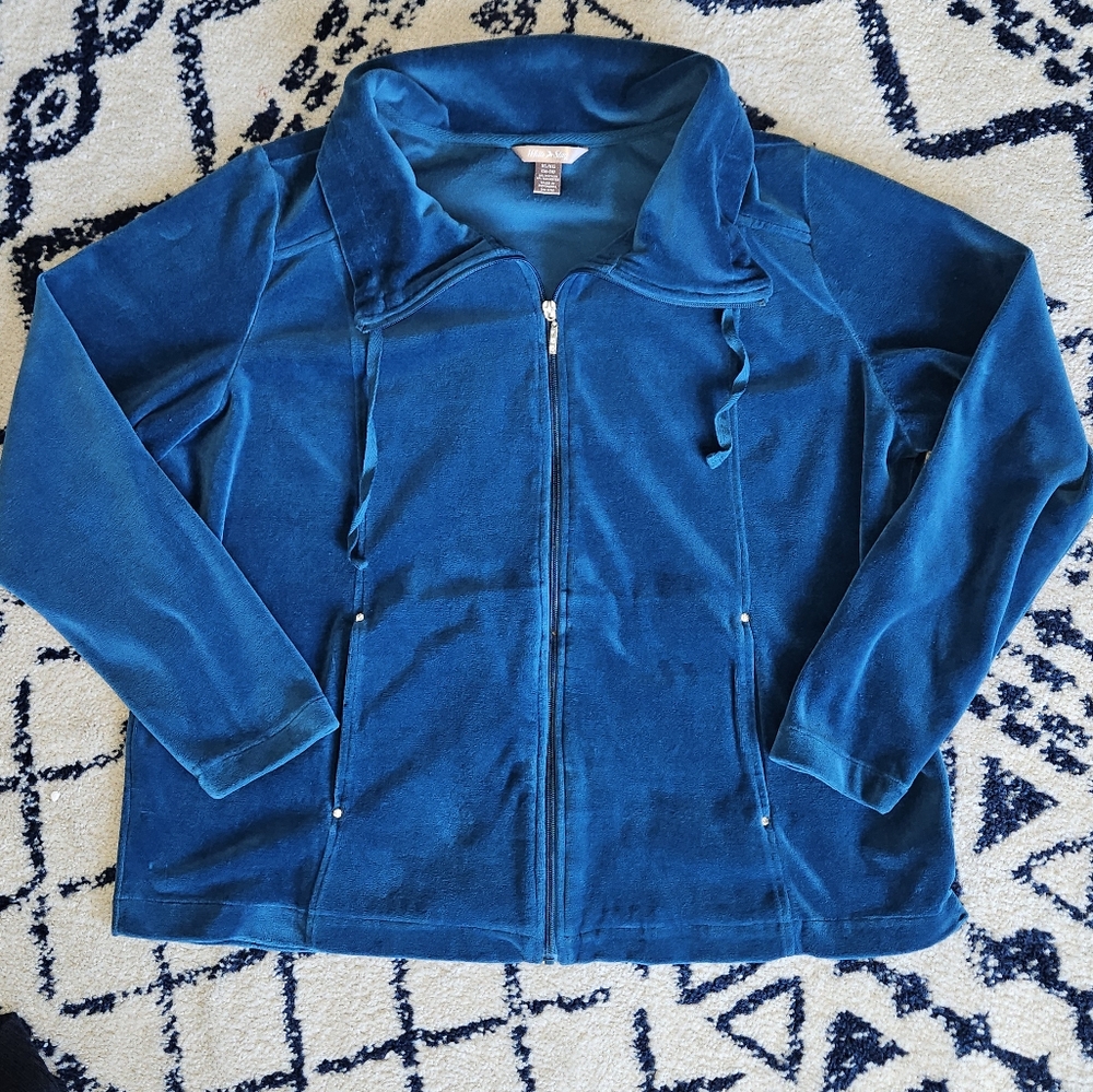 XL White Stag Teal Velour Zip Top